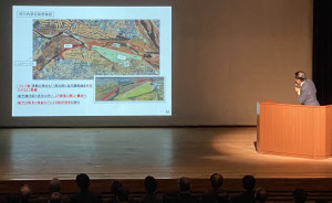 上里町で町政報告会　埼玉県知事も出席